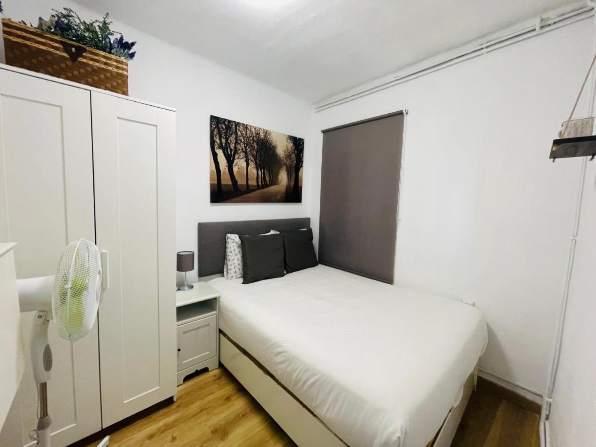 Beach Apartment Barca 6 Sant Adria de Besos Dış mekan fotoğraf
